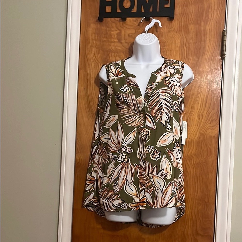 Floral Print Sleeveless Top - Green